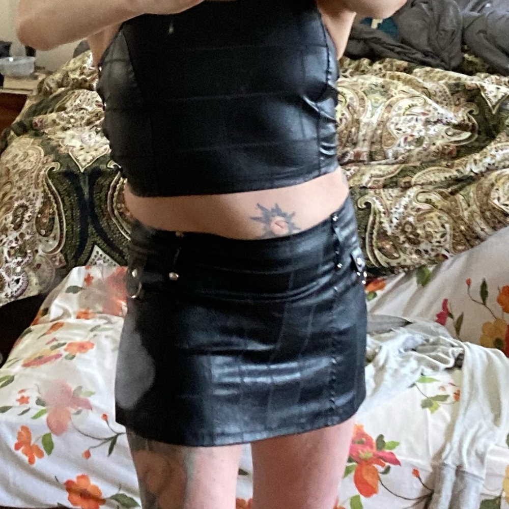 ✨PU leather dominatrix fits small